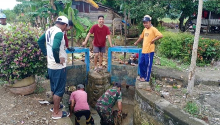 Koramil 1403-01/Larompong Laksanakan Karya Bakti, Serma Baharuddin: Lestarikan Budaya